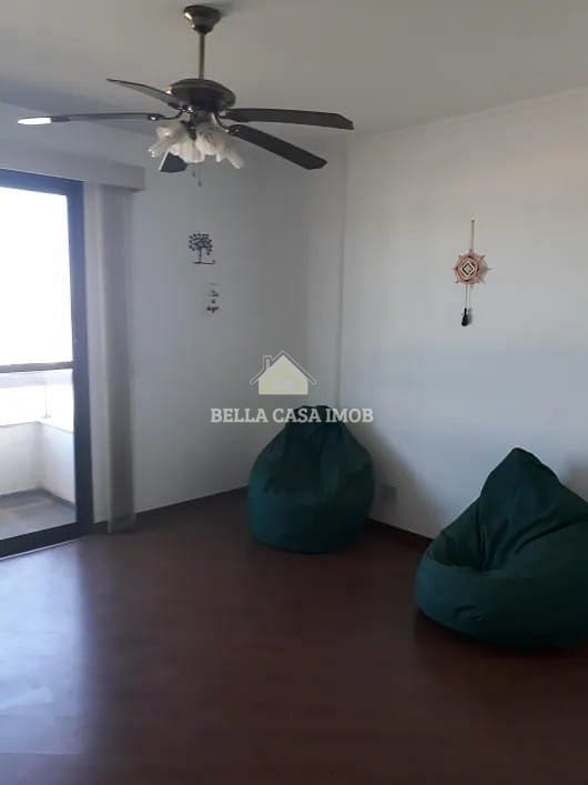 Apartamento à venda com 3 quartos, 94m² - Foto 11