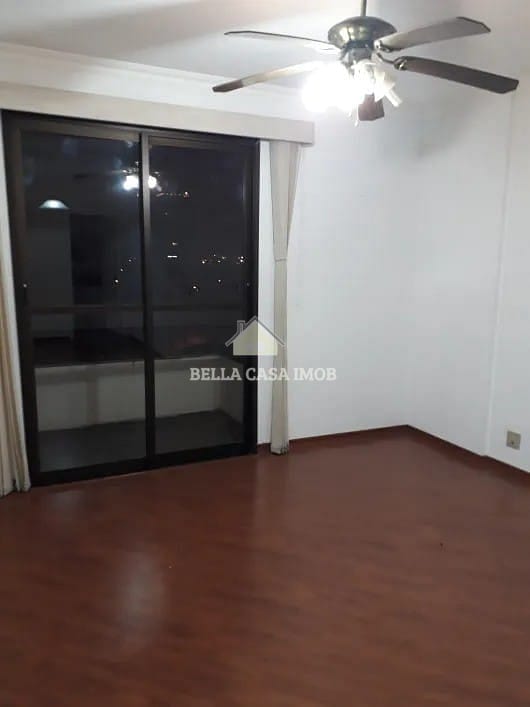 Apartamento à venda com 3 quartos, 94m² - Foto 17