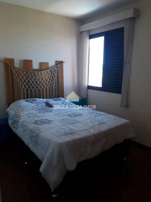 Apartamento à venda com 3 quartos, 94m² - Foto 7