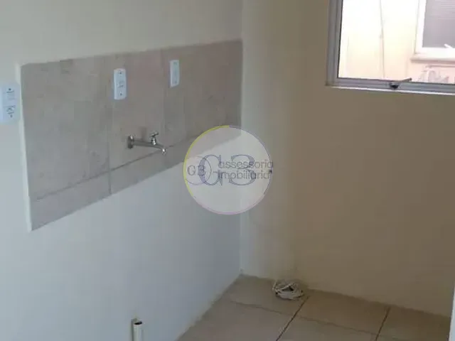 Apartamento 2 quartos e 1 banheiro, para alugar, no bairro Areal em Pelotas