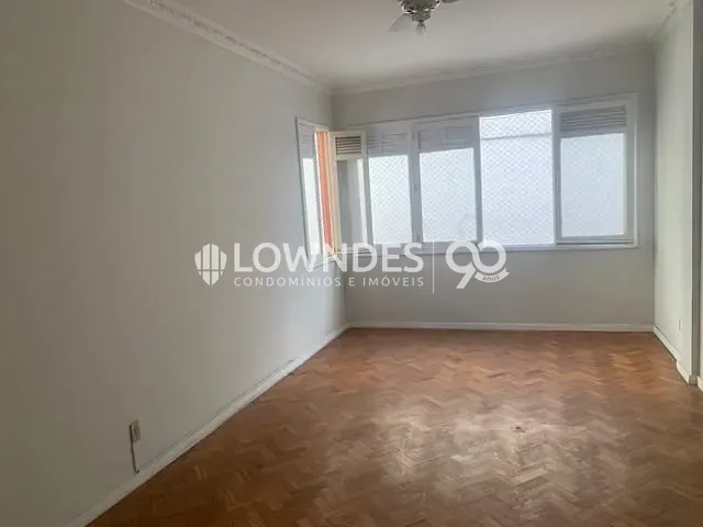 Apartamento 2 quartos e 2 banheiros, à venda, no bairro Humaitá em Rio de Janeiro