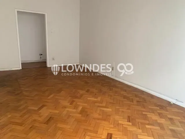 Apartamento 2 quartos e 2 banheiros, à venda, no bairro Humaitá em Rio de Janeiro