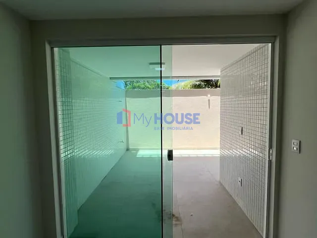 Apartamento 3 quartos e 2 banheiros, para alugar, no bairro Jardim Atlântico em Ilhéus