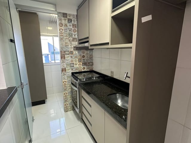 Apartamento 2 quartos e 1 banheiro, para alugar, no bairro Centro em Cambé