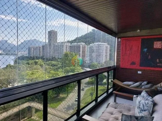Apartamento com 160m² 4 quartos e 4 banheiros, à venda ou para alugar, no bairro Lagoa em Rio de Janeiro