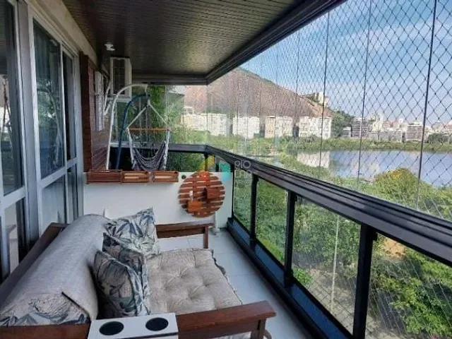 Apartamento com 160m² 4 quartos e 4 banheiros, à venda ou para alugar, no bairro Lagoa em Rio de Janeiro