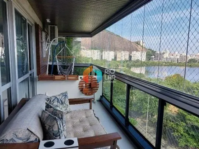 Apartamento com 160m² 4 quartos e 4 banheiros, à venda ou para alugar, no bairro Lagoa em Rio de Janeiro
