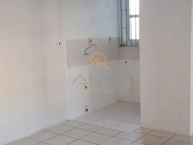 Apartamento 2 quartos e 1 banheiro, à venda, no bairro São Gonçalo em Pelotas