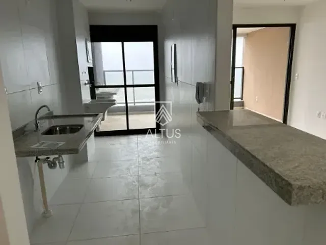 Apartamento 3 quartos e 1 banheiro, à venda, no bairro Piatã em Salvador