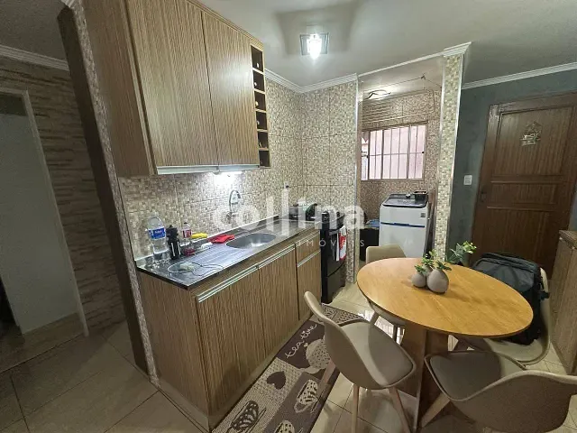 Apartamento 2 quartos e 1 banheiro, à venda, no bairro Cohab 9 em Carapicuíba