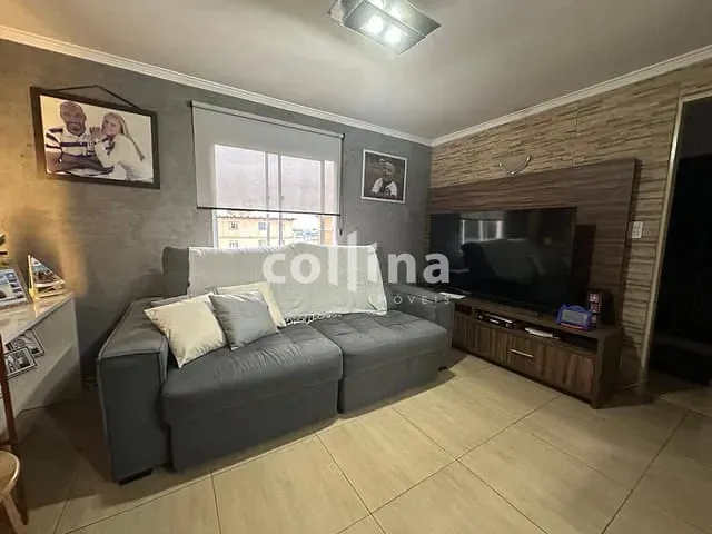 Apartamento 2 quartos e 1 banheiro, à venda, no bairro Cohab 9 em Carapicuíba