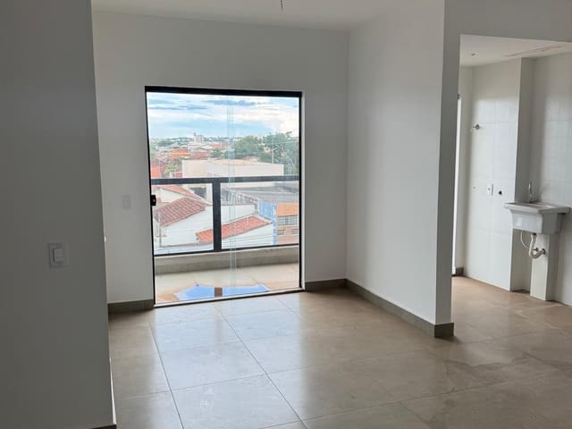 Apartamento com 130m² 3 quartos e 3 banheiros, à venda, no bairro Jardim Lima em Franca