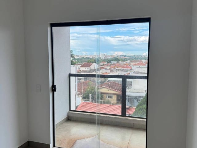Apartamento com 130m² 3 quartos e 3 banheiros, à venda, no bairro Jardim Lima em Franca