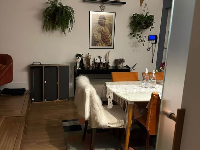 Apartamento 3 quartos e 3 banheiros, à venda ou para alugar, no bairro Jardim São Dimas em São José dos Campos
