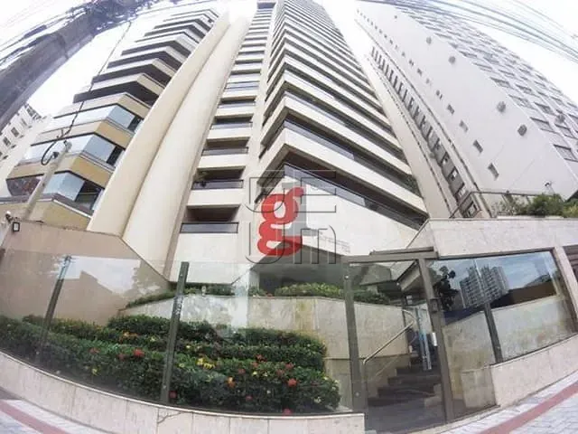 Apartamento com 414m² 4 quartos e 4 banheiros, à venda, no bairro Centro em Londrina