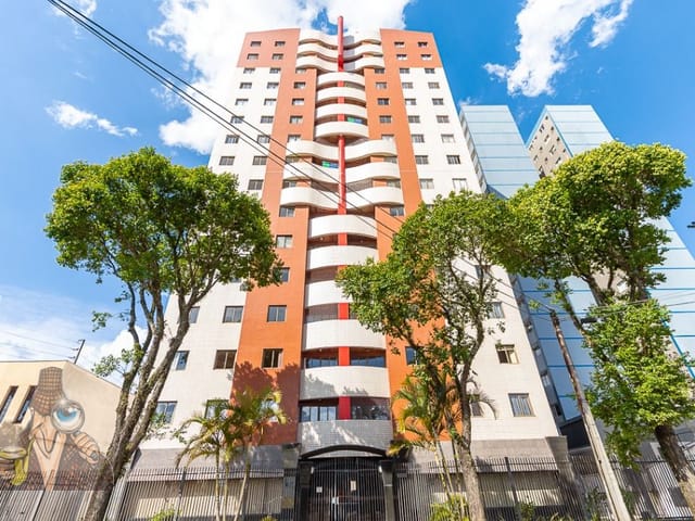 Apartamento 3 quartos e 3 banheiros, à venda, no bairro Bacacheri em Curitiba