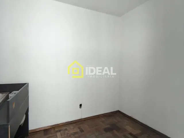 Apartamento 3 quartos e 2 banheiros, para alugar, no bairro Centro em Concórdia