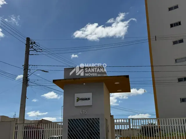 Apartamento 2 quartos e 2 banheiros, para alugar, no bairro Candeias em Vitória da Conquista