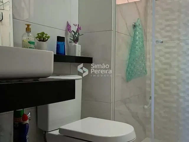 Apartamento 2 quartos e 2 banheiros, à venda, no bairro Teixeiras em Juiz de Fora