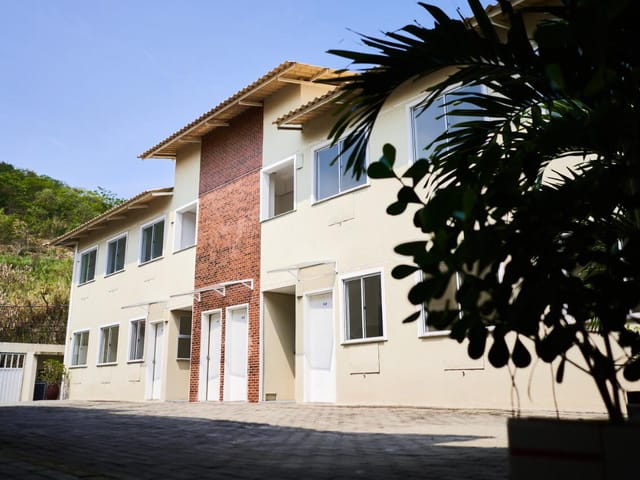 Apartamento com 60m² 2 quartos e 1 banheiro, à venda, no bairro Jardim Sulacap em Rio de Janeiro