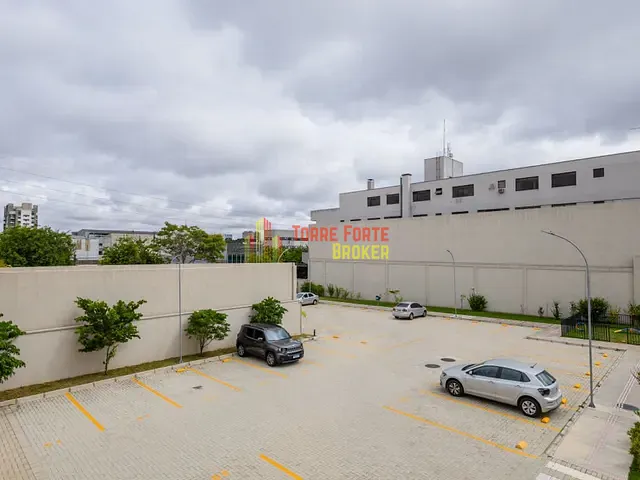 Apartamento com 44m² 2 quartos e 1 banheiro, para alugar, no bairro Rebouças em Curitiba