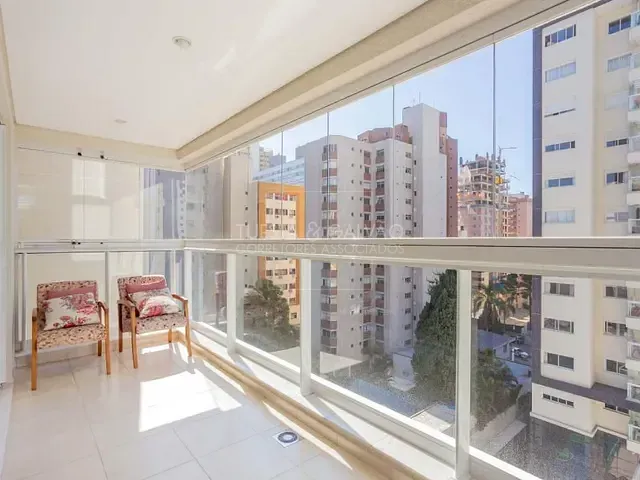 Apartamento com 119m² 3 quartos e 3 banheiros, à venda, no bairro Água Verde em Curitiba