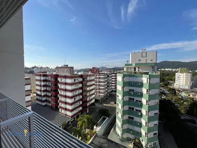 Apartamento 2 quartos e 1 banheiro, à venda, no bairro Trindade em Florianópolis