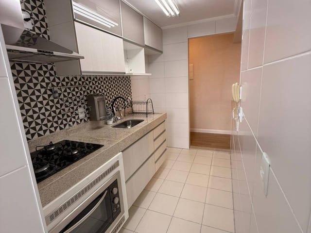 Apartamento 2 quartos e 2 banheiros, para alugar, no bairro Vila Valparaíso em Santo André
