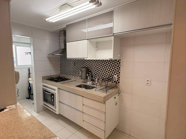Apartamento 2 quartos e 2 banheiros, para alugar, no bairro Vila Valparaíso em Santo André