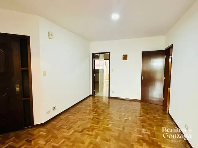 Apartamento 4 quartos e 3 banheiros, à venda, no bairro Zona 01 em Maringá