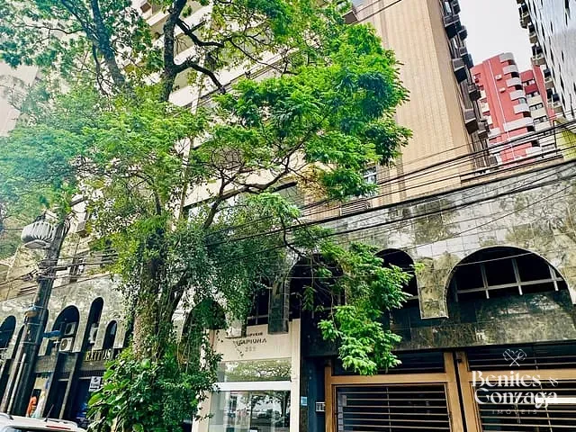 Apartamento 4 quartos e 3 banheiros, à venda, no bairro Zona 01 em Maringá