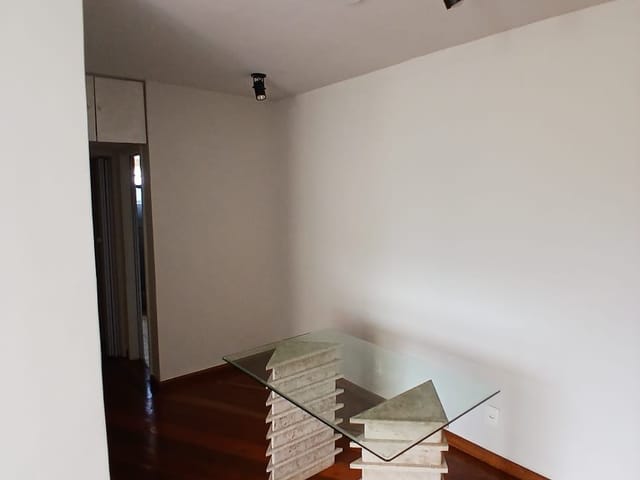 Apartamento 2 quartos e 1 banheiro, para alugar, no bairro Freguesia (Jacarepaguá) em Rio de Janeiro