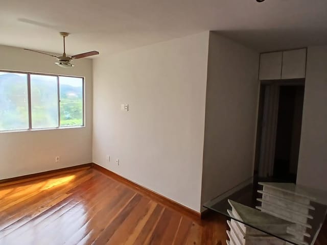 Apartamento 2 quartos e 1 banheiro, para alugar, no bairro Freguesia (Jacarepaguá) em Rio de Janeiro