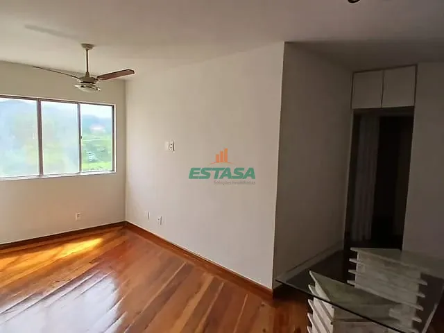 Apartamento 2 quartos e 1 banheiro, para alugar, no bairro Freguesia (Jacarepaguá) em Rio de Janeiro