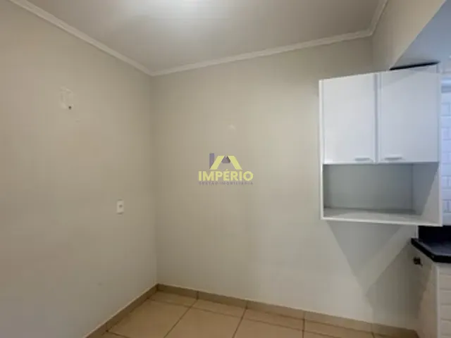 Apartamento com 104m² 3 quartos e 2 banheiros, para alugar, no bairro Centro em Salto