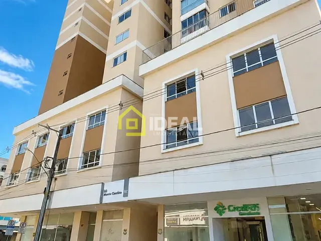 Apartamento 3 quartos e 2 banheiros, para alugar, no bairro Centro em Concórdia