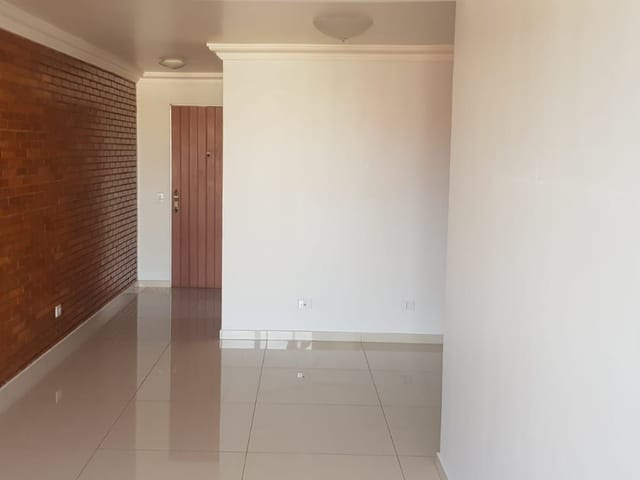 Apartamento com 95m² 3 quartos e 1 banheiro, à venda, no bairro Pq Manella em Cambé