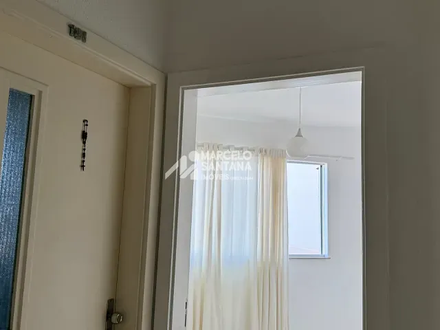 Apartamento 3 quartos e 2 banheiros, para alugar, no bairro Candeias em Vitória da Conquista