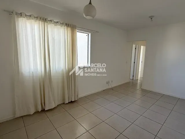Apartamento 3 quartos e 2 banheiros, para alugar, no bairro Candeias em Vitória da Conquista