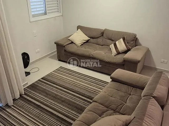 Apartamento 2 quartos e 2 banheiros, para alugar, no bairro Santa Rosa em Londrina