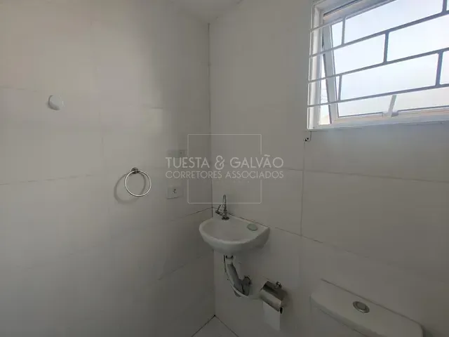Apartamento com 53m² 3 quartos e 1 banheiro, para alugar, no bairro Vila Guarani em Colombo