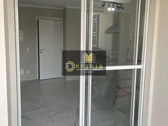 Apartamento com 67m² 2 quartos e 2 banheiros, para alugar, no bairro Parque São Jorge em São Paulo