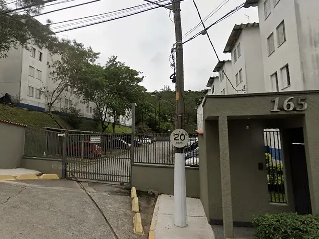 Apartamento 2 quartos e 1 banheiro, para alugar, no bairro Jardim Marica em Mogi das Cruzes