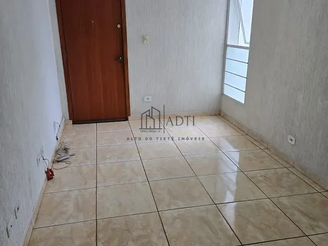 Apartamento 2 quartos e 1 banheiro, para alugar, no bairro Jardim Marica em Mogi das Cruzes