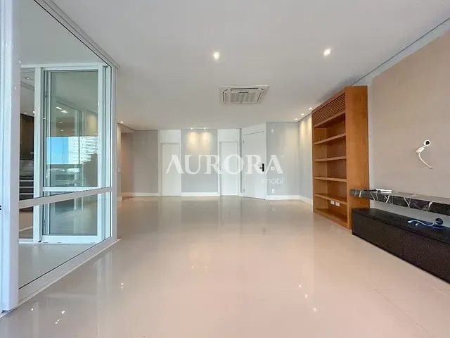 Apartamento com 299m² 3 quartos e 5 banheiros, para alugar, no bairro Gleba Fazenda Palhano em Londrina