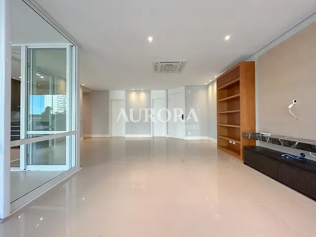 Apartamento com 299m² 3 quartos e 5 banheiros, para alugar, no bairro Gleba Fazenda Palhano em Londrina