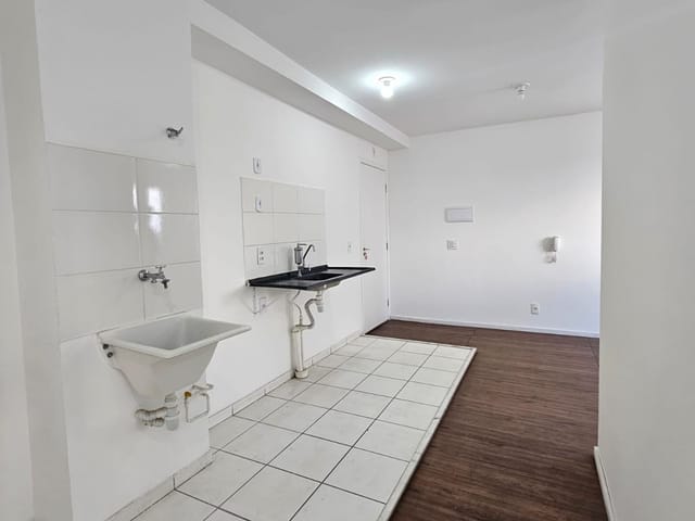 Apartamento 2 quartos e 1 banheiro, à venda, no bairro Cidade Satélite Santa Bárbara em São Paulo