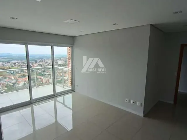 Apartamento com 123m² 4 quartos e 2 banheiros, para alugar, no bairro Oficinas em Ponta Grossa