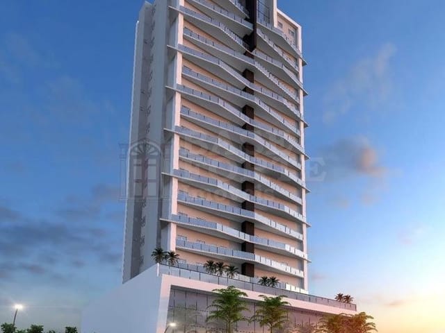 Apartamento com 242m² 3 quartos e 4 banheiros, à venda, no bairro Centro em Ponta Grossa