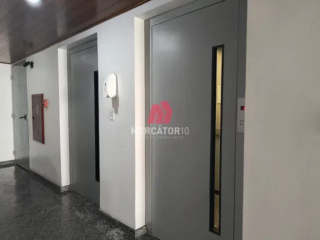 Apartamento 2 quartos e 2 banheiros, para alugar, no bairro Victor Konder em Blumenau